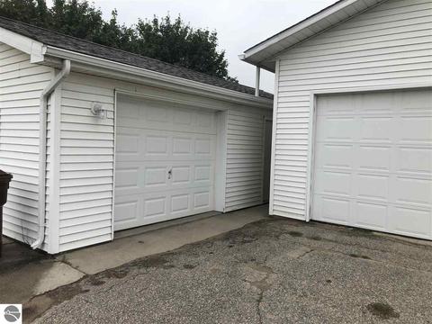 7514 E Walton Rd, Shepherd, MI 48883 photo 8