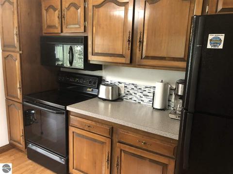 7514 E Walton Rd, Shepherd, MI 48883 photo 11