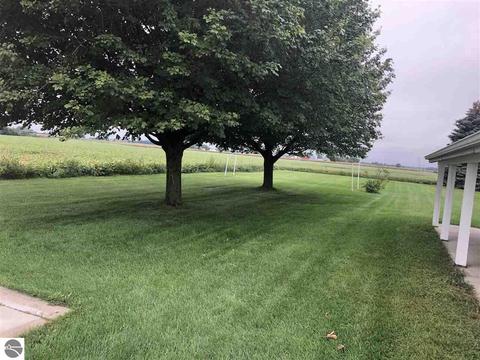 7514 E Walton Rd, Shepherd, MI 48883 photo 7