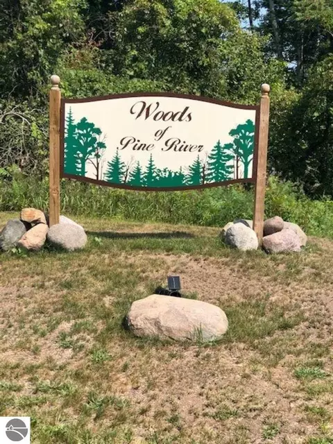 Pine Ridge Court, Standish, MI 48658