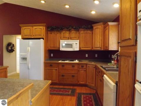 758 S Alger Rd, Ithaca, MI 48847 photo 18