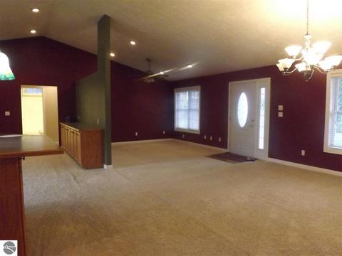 758 S Alger Rd, Ithaca, MI 48847 photo 10