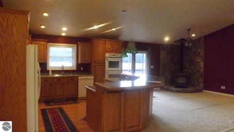 758 S Alger Rd, Ithaca, MI 48847 photo 19