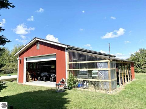 5555 E Pleasant Valley Rd, Shepherd, MI 48883 photo 34