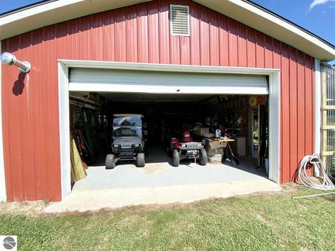 5555 E Pleasant Valley Rd, Shepherd, MI 48883 photo 35