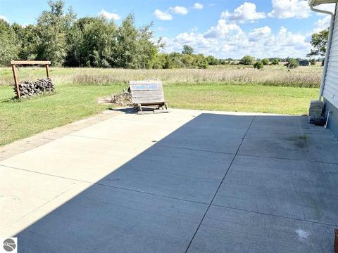 5555 E Pleasant Valley Rd, Shepherd, MI 48883 photo 32
