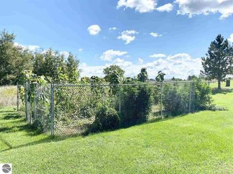 5555 E Pleasant Valley Rd, Shepherd, MI 48883 photo 42