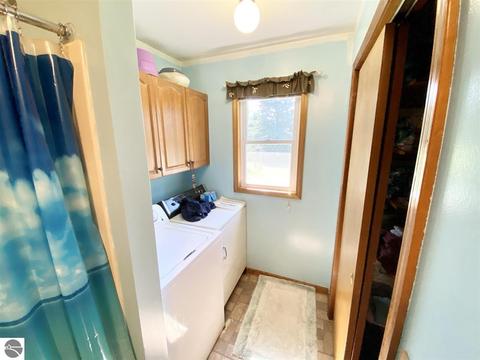 5555 E Pleasant Valley Rd, Shepherd, MI 48883 photo 20