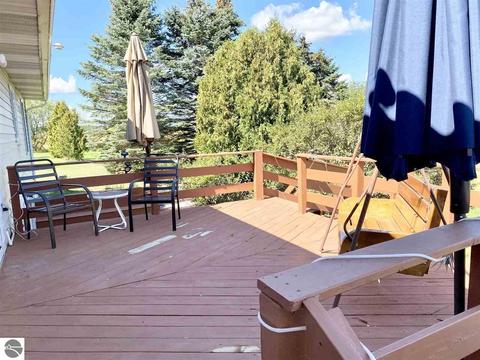 5555 E Pleasant Valley Rd, Shepherd, MI 48883 photo 29