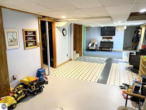 5555 E Pleasant Valley Rd, Shepherd, MI 48883 photo 24