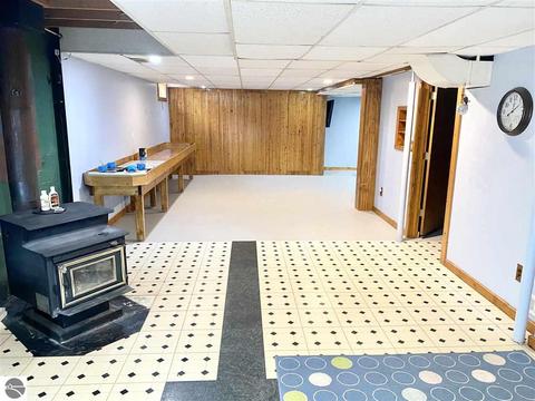 5555 E Pleasant Valley Rd, Shepherd, MI 48883 photo 25