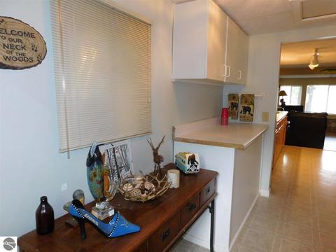 6285 Marshall Dr, Gladwin, MI 48624 photo 5