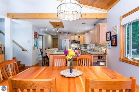 4209 S Hemlock Rd, Cedar, MI 49621 photo 11