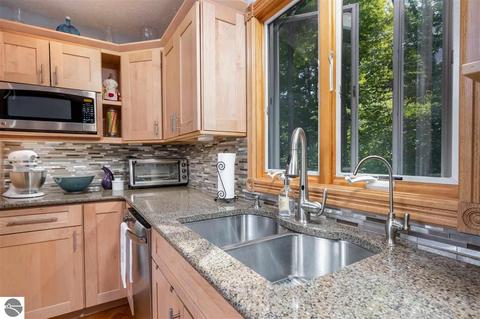 4209 S Hemlock Rd, Cedar, MI 49621 photo 14