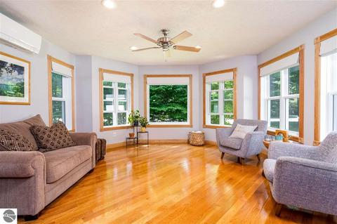 4209 S Hemlock Rd, Cedar, MI 49621 photo 10