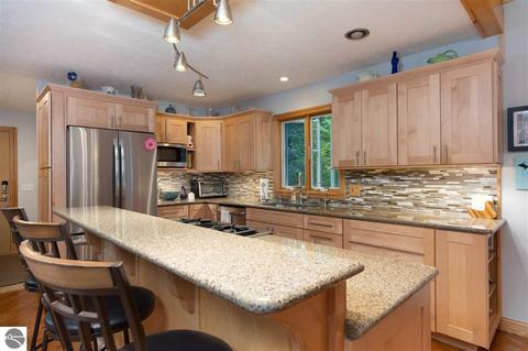 4209 S Hemlock Rd, Cedar, MI 49621 photo 12