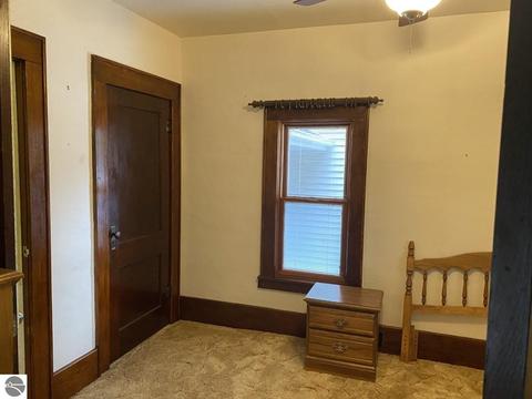 129 Emerson St, Ithaca, MI 48847 photo 10