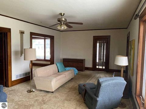 129 Emerson St, Ithaca, MI 48847 photo 5