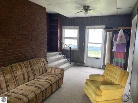 129 Emerson St, Ithaca, MI 48847 photo 21