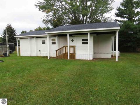 4091 Cassidy Rd, Gladwin, MI 48624 photo 1