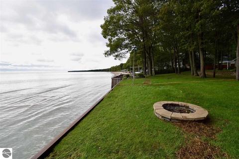 173 S Huron, Au Gres, MI 48703 photo 31