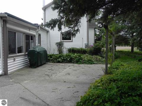 3709 E Walton Rd, Shepherd, MI 48883 photo 3
