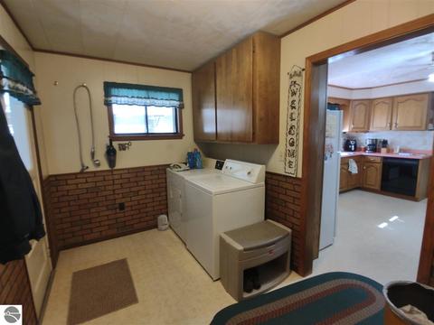 312 W Michigan Ave, Au Gres, MI 48703 photo 15