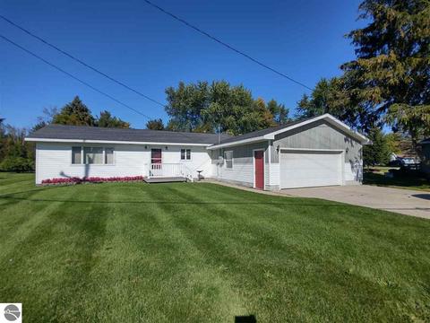 312 W Michigan Ave, Au Gres, MI 48703 photo 1