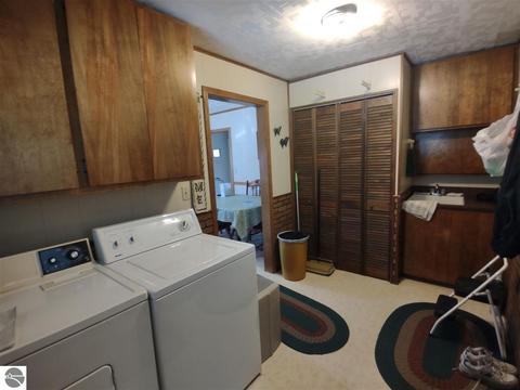 312 W Michigan Ave, Au Gres, MI 48703 photo 16