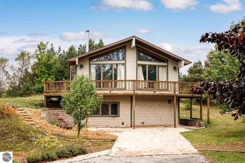 12161 S Bugai Rd, Traverse City, MI 49684 photo 17