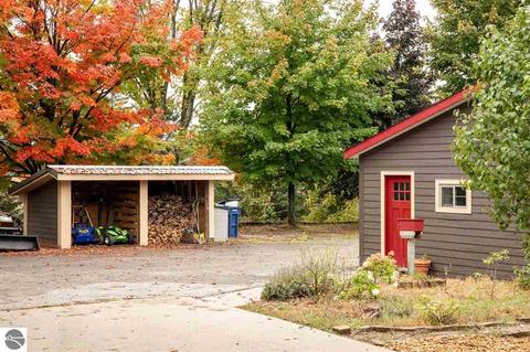 12161 S Bugai Rd, Traverse City, MI 49684 photo 29