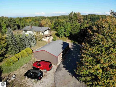 12161 S Bugai Rd, Traverse City, MI 49684 photo 13