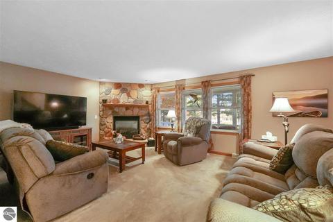 863 Gitchegumee Dr, Buckley, MI 49620 photo 21