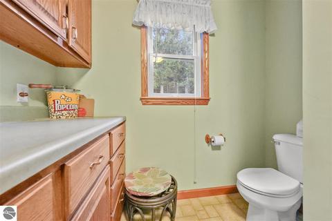 863 Gitchegumee Dr, Buckley, MI 49620 photo 24