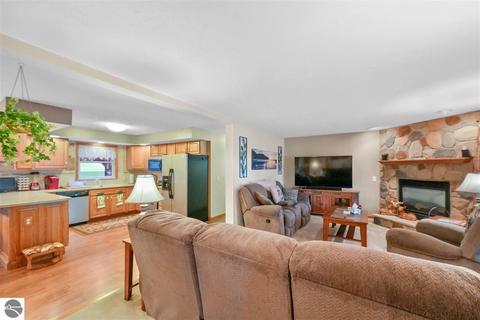 863 Gitchegumee Dr, Buckley, MI 49620 photo 31