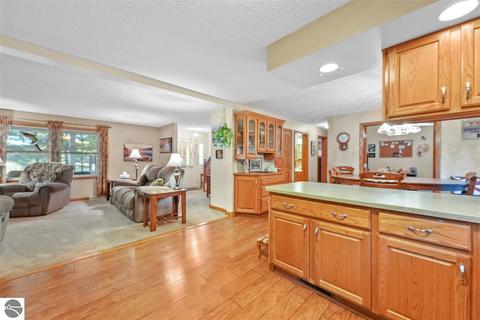 863 Gitchegumee Dr, Buckley, MI 49620 photo 35