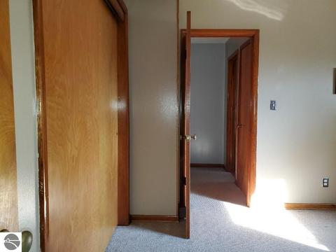 111 Dearing Dr, Shepherd, MI 48883 photo 28