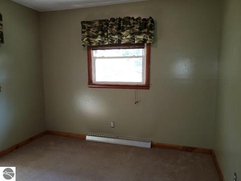 111 Dearing Dr, Shepherd, MI 48883 photo 22