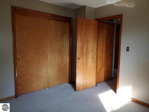 111 Dearing Dr, Shepherd, MI 48883 photo 29