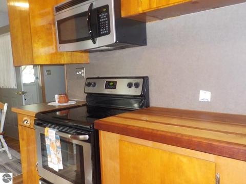 111 Dearing Dr, Shepherd, MI 48883 photo 17