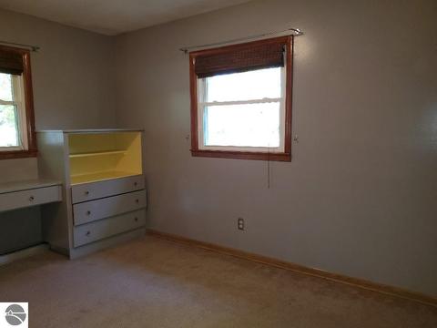 111 Dearing Dr, Shepherd, MI 48883 photo 19