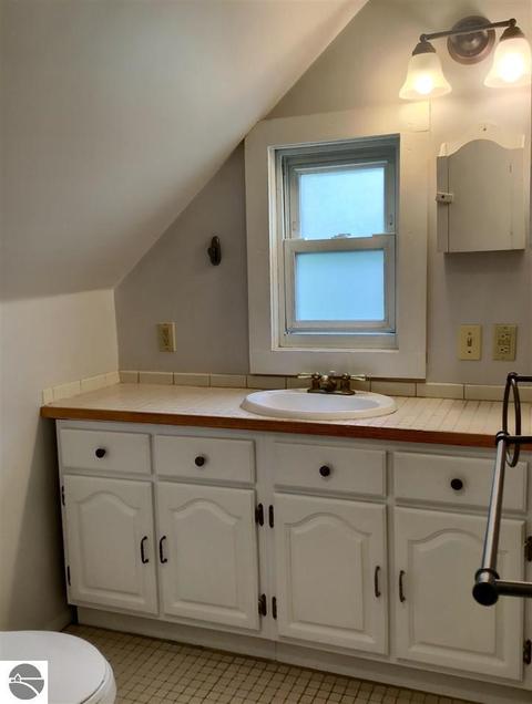 809 Eighth St, Traverse City, MI 49686 photo 27