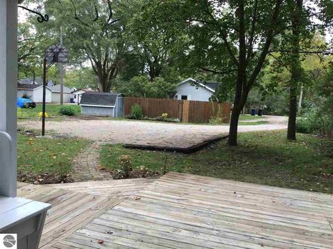 809 Eighth St, Traverse City, MI 49686 photo 37