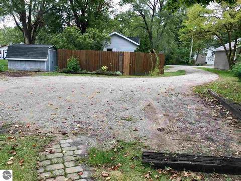 809 Eighth St, Traverse City, MI 49686 photo 38