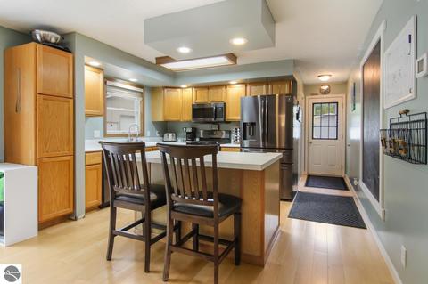 1910 E Swanson Trl, Cedar, MI 49621 photo 5