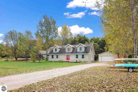 1910 E Swanson Trl, Cedar, MI 49621 photo 2