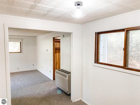 3294 Lansing, Harrison, MI 48625 photo 17
