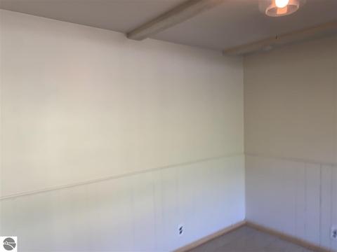 3294 Lansing, Harrison, MI 48625 photo 7