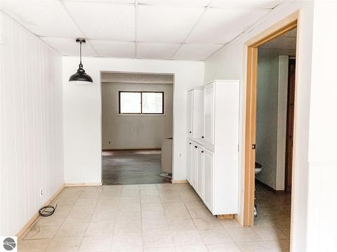 3294 Lansing, Harrison, MI 48625 photo 12