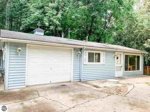 3294 Lansing, Harrison, MI 48625 photo 1
